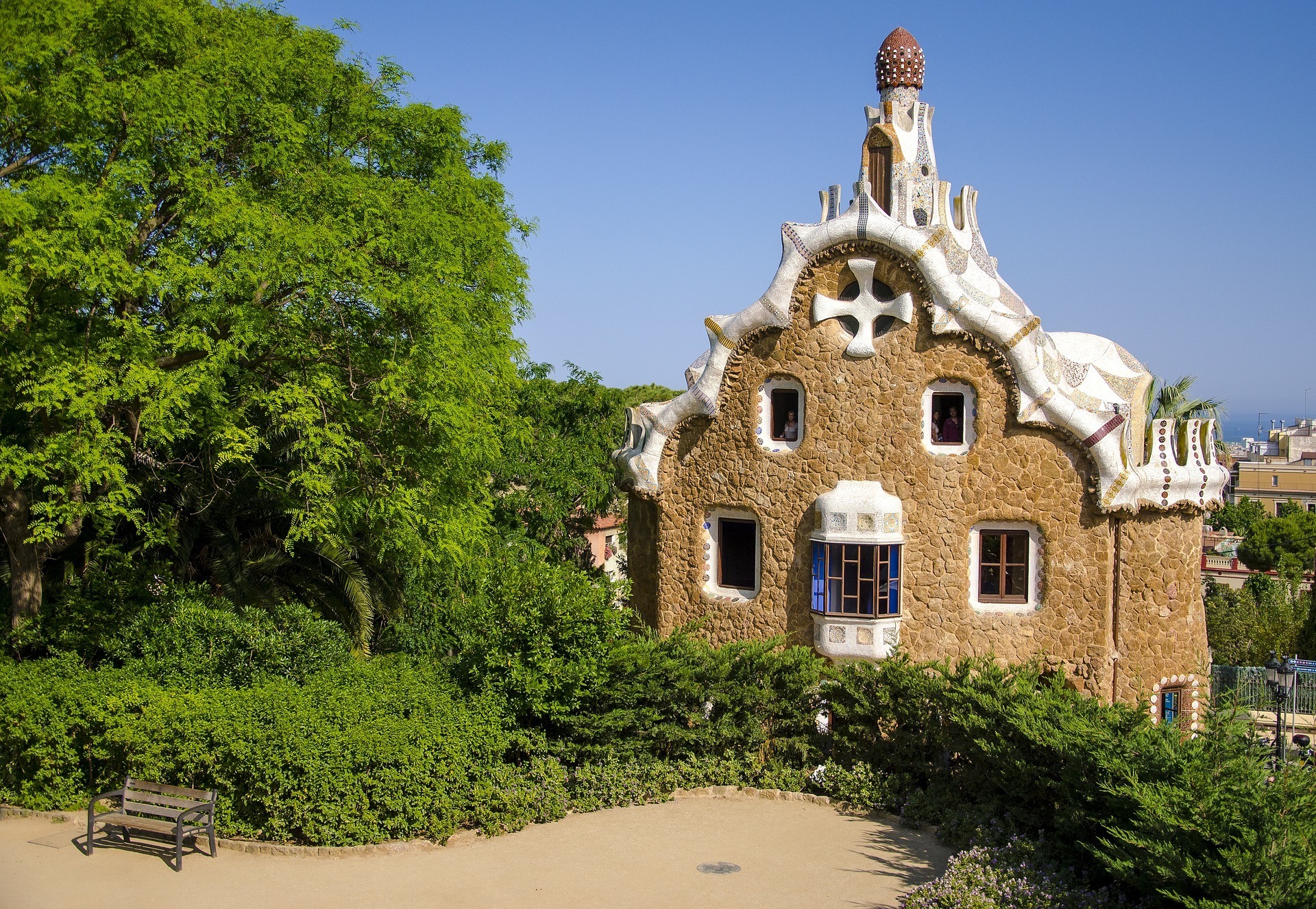 Visiting Barcelona: 5 Places Not to Miss - Parque Guell